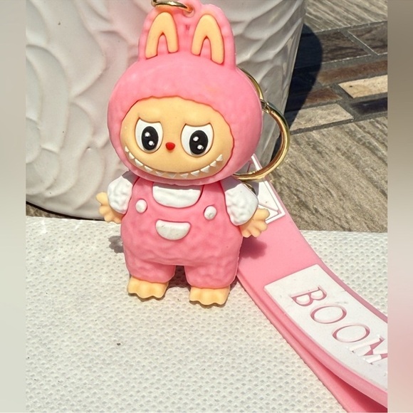 Adorable Pink Bunny Labubu Keychain NEW with Tags - Picture 2 of 3